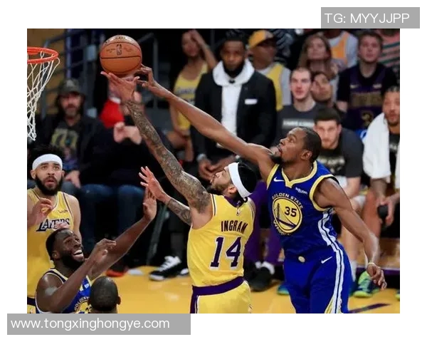 勇士横扫湖人半决赛出其不意胜利，王者归来